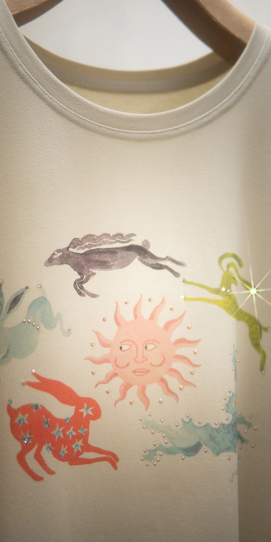 rabbit print t shirt with rhinstones in beige front detail close