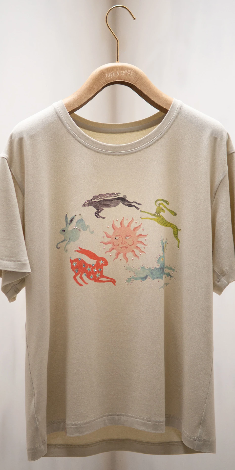 rabbit print t shirt with rhinstones in beige front central cropped